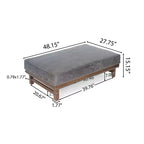 Divano moderno rivestito con pouf in legno di caucciù